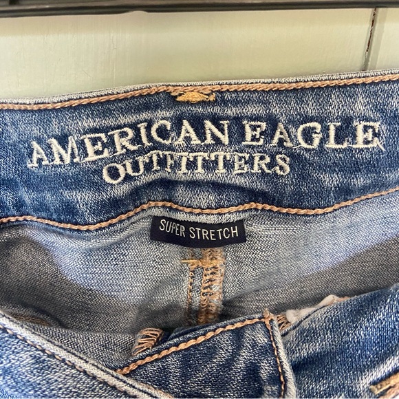 Women’s American Eagle Hi-Rise Jegging - Picture 3 of 6